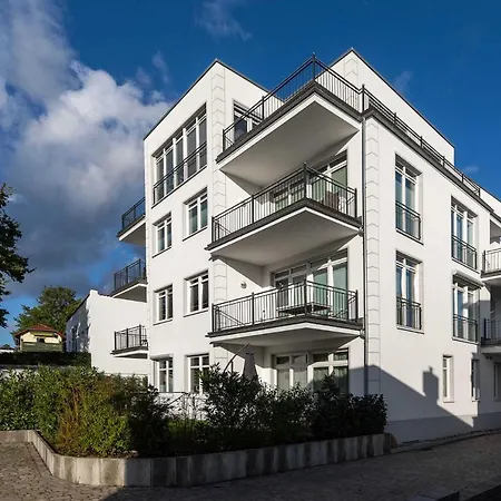Ferienwohnung Ruegen, Ostseebad Sellin, Villa Wiederkehr * Sellin (Rugen)