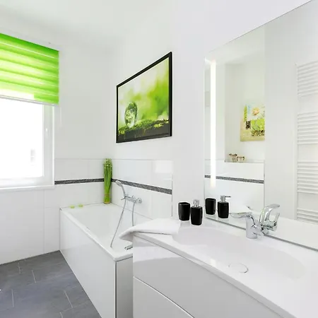 Apartamento Ferienwohnung Rügen, Ostseebad Sellin, Villa Wiederkehr Sellin (Rugen)